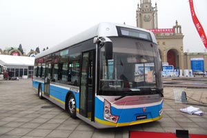 福田純電動城市客車BJ6123C6B4D