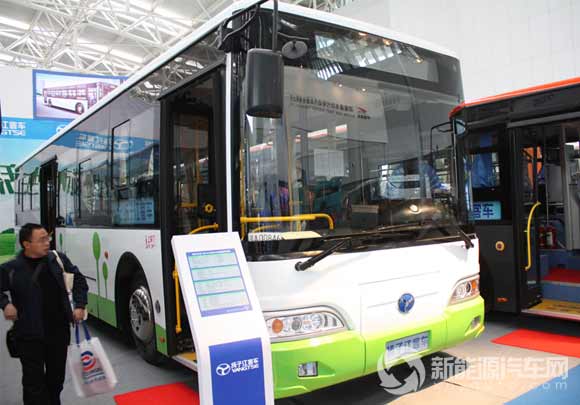 揚子江WG6120BEVHM型純電動城市客車
