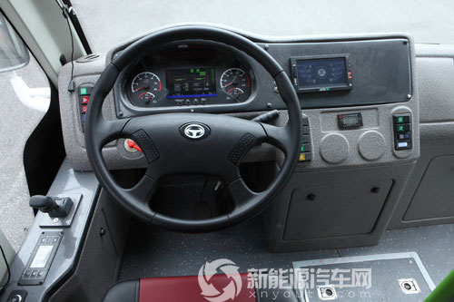 恒通電動6米級純電動快充客車