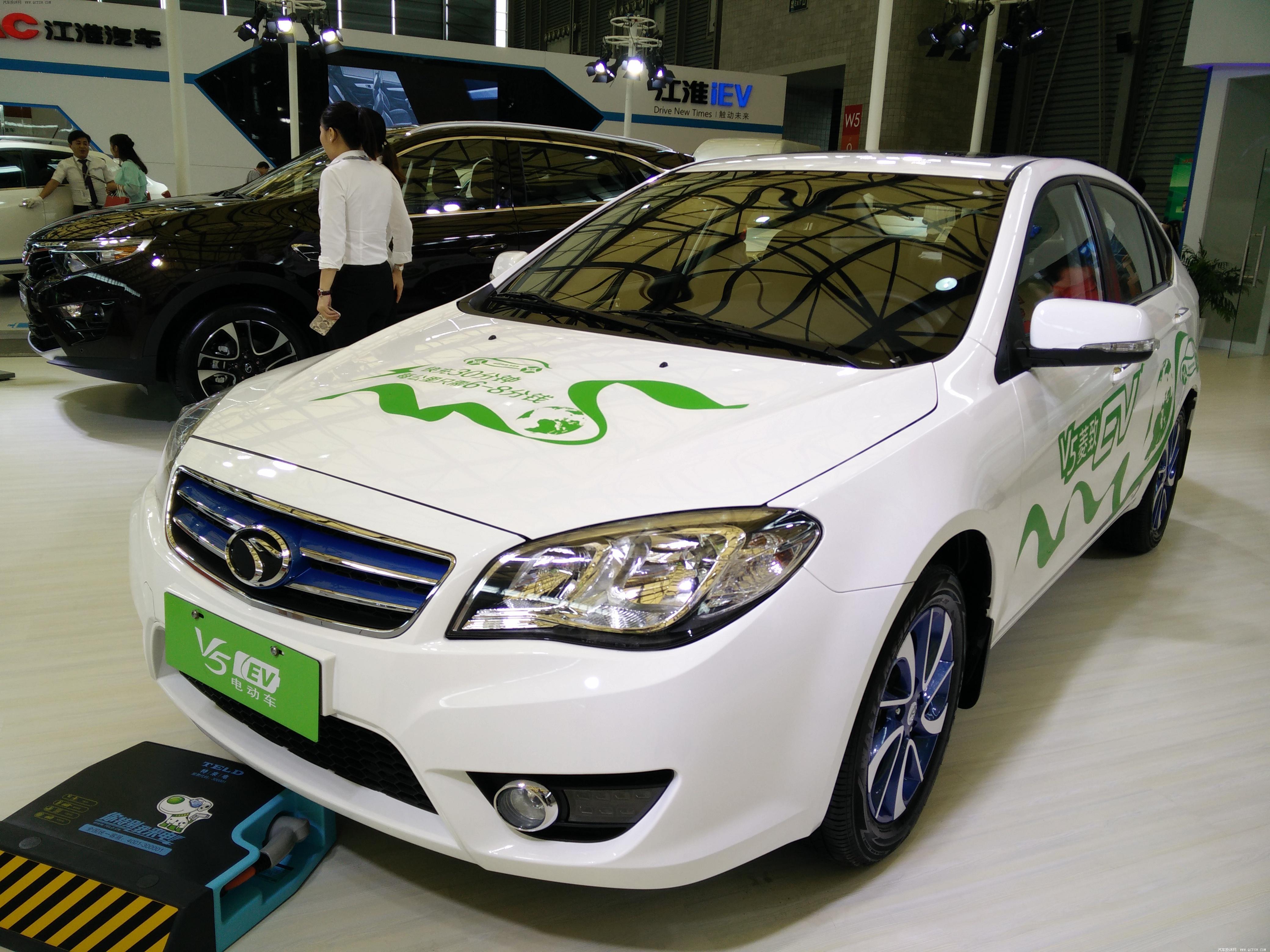 東南汽車重磅亮相上海國際新能源汽車產(chǎn)業(yè)博覽會