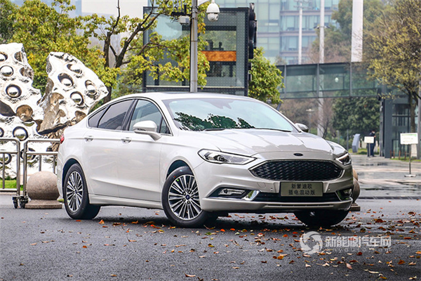 2018款福特蒙迪歐PHEV