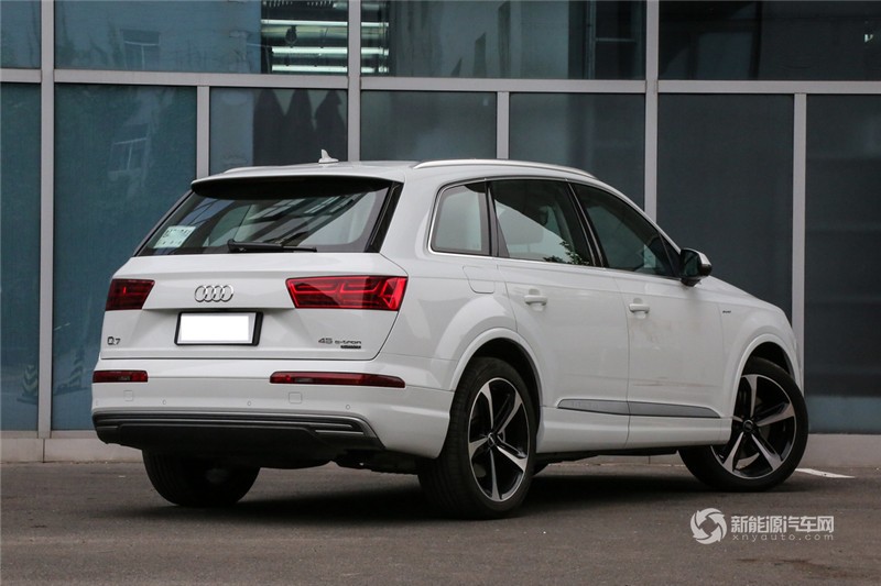 奧迪Q7 2017款 45 e-tron