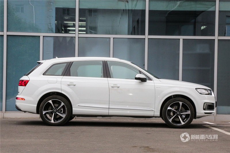 奧迪Q7 2017款 45 e-tron
