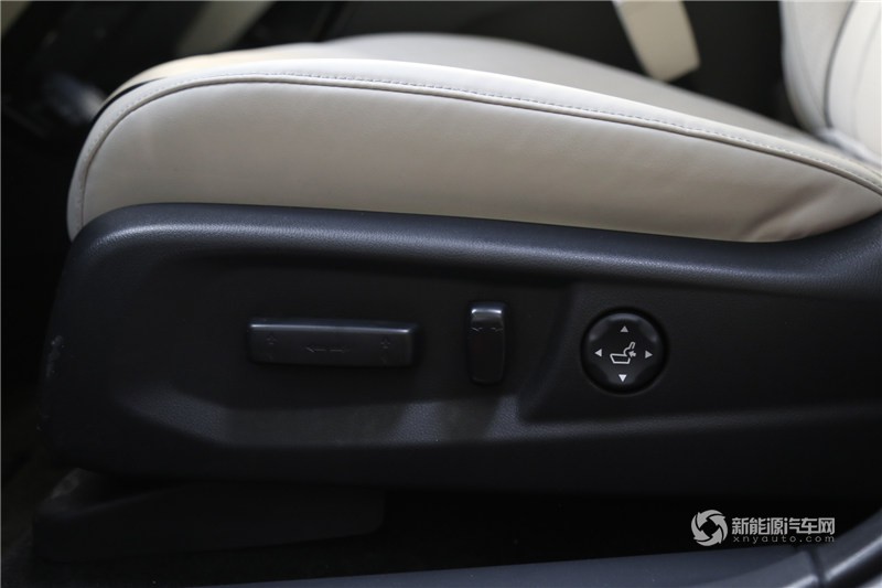 謳歌Acura CDX 混動(dòng) 2018款  2.0L 創(chuàng)享版