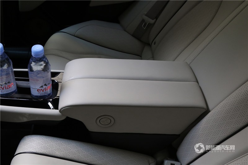 謳歌Acura CDX 混動(dòng) 2018款  2.0L 創(chuàng)享版