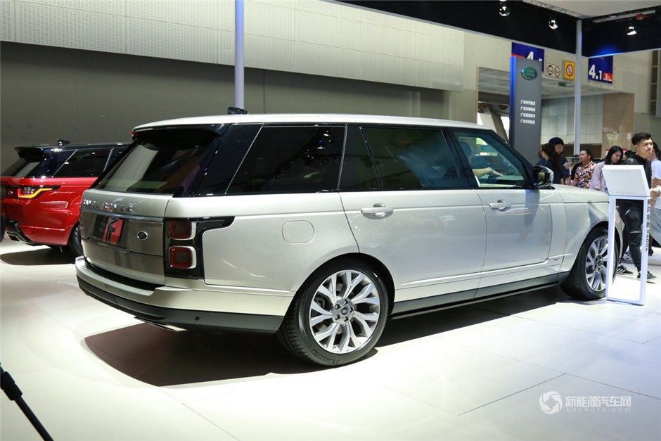 2018款 路虎攬勝PHEV P400e