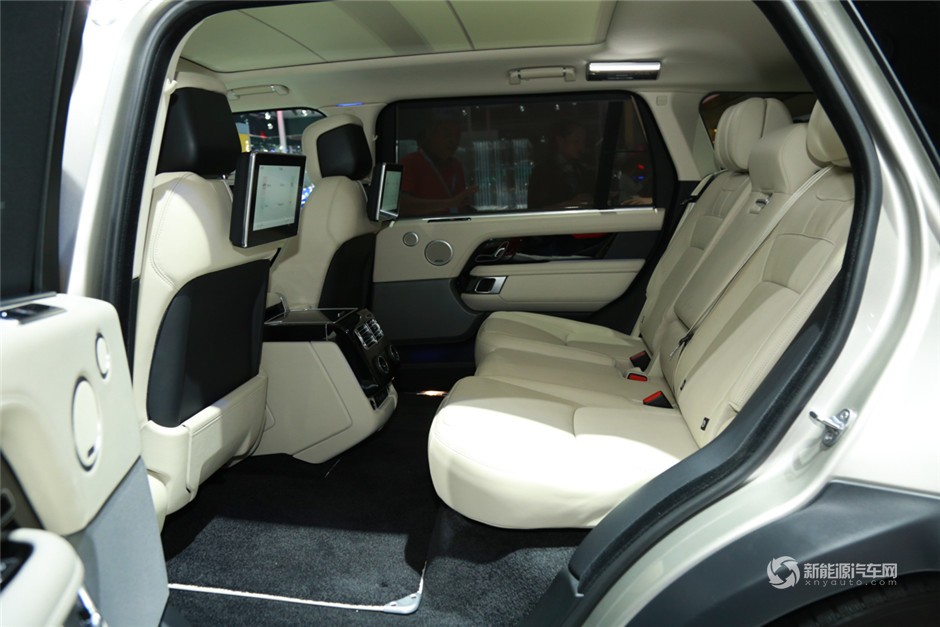 2018款 路虎攬勝PHEV P400e