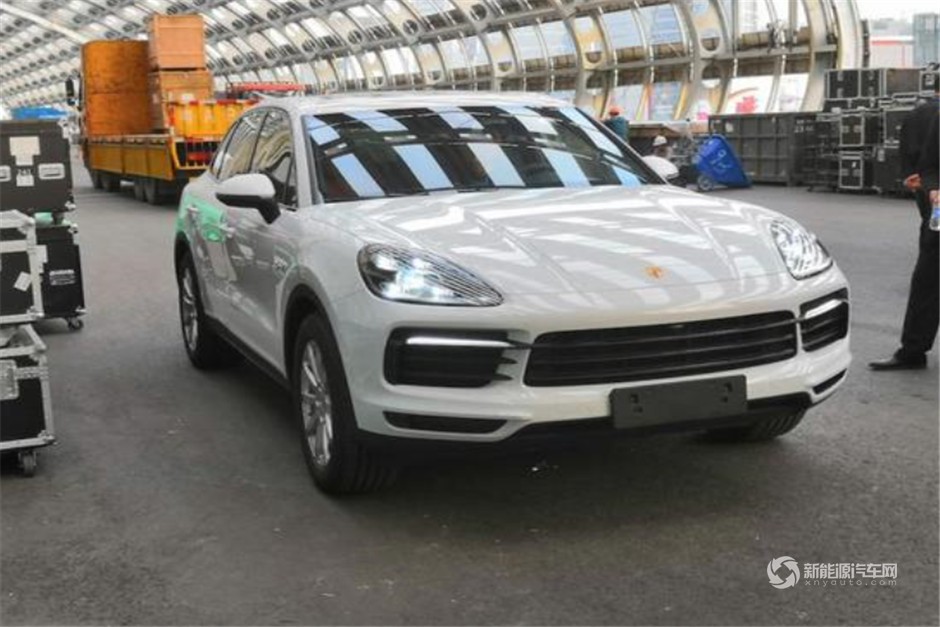 保時捷Cayenne E-Hybrid正式上市 售94.8萬元