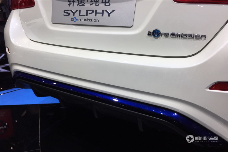 2018廣州車展實(shí)拍東風(fēng)日產(chǎn)軒逸·純電