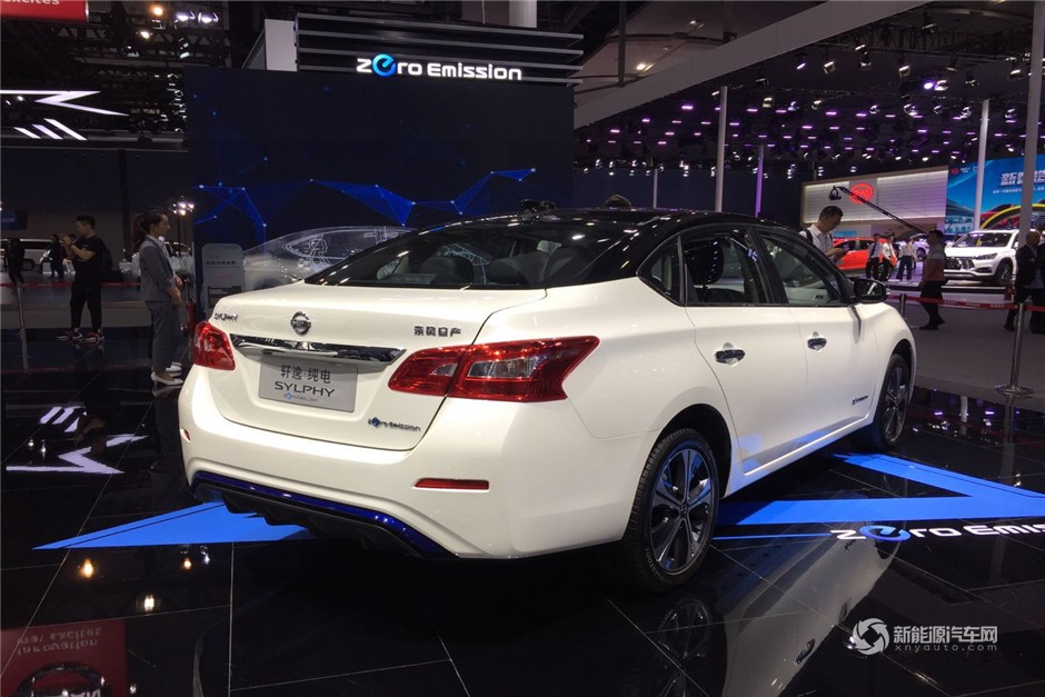 2018廣州車展實(shí)拍東風(fēng)日產(chǎn)軒逸·純電