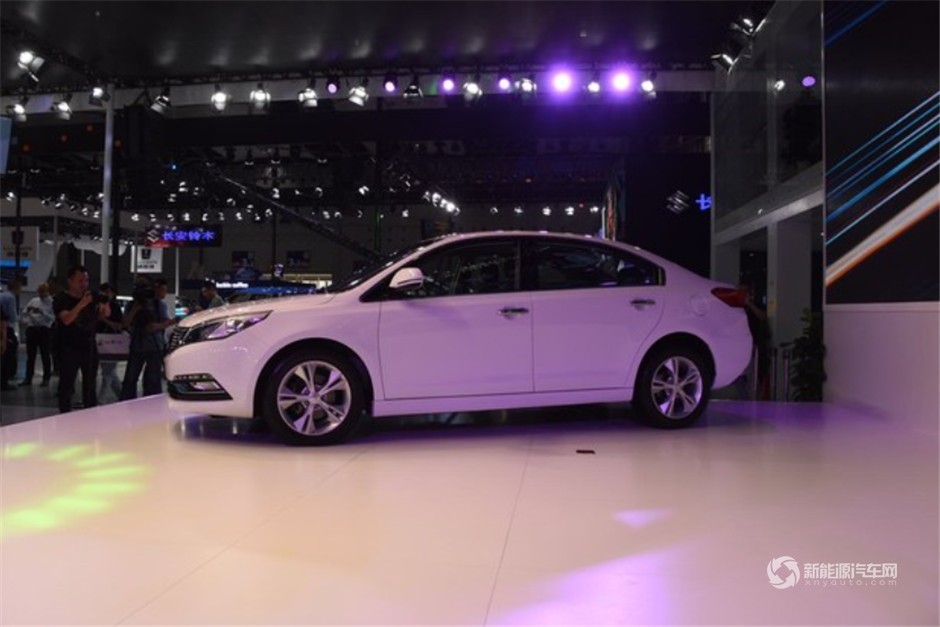 眾泰Z500EV Pro上市