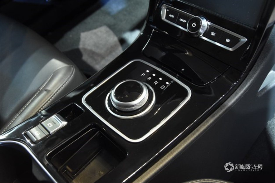 眾泰Z500EV Pro上市