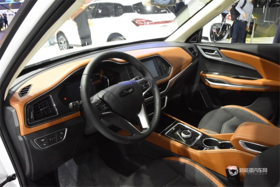 廣州車展實(shí)拍眾泰純電動(dòng)SUV ET450