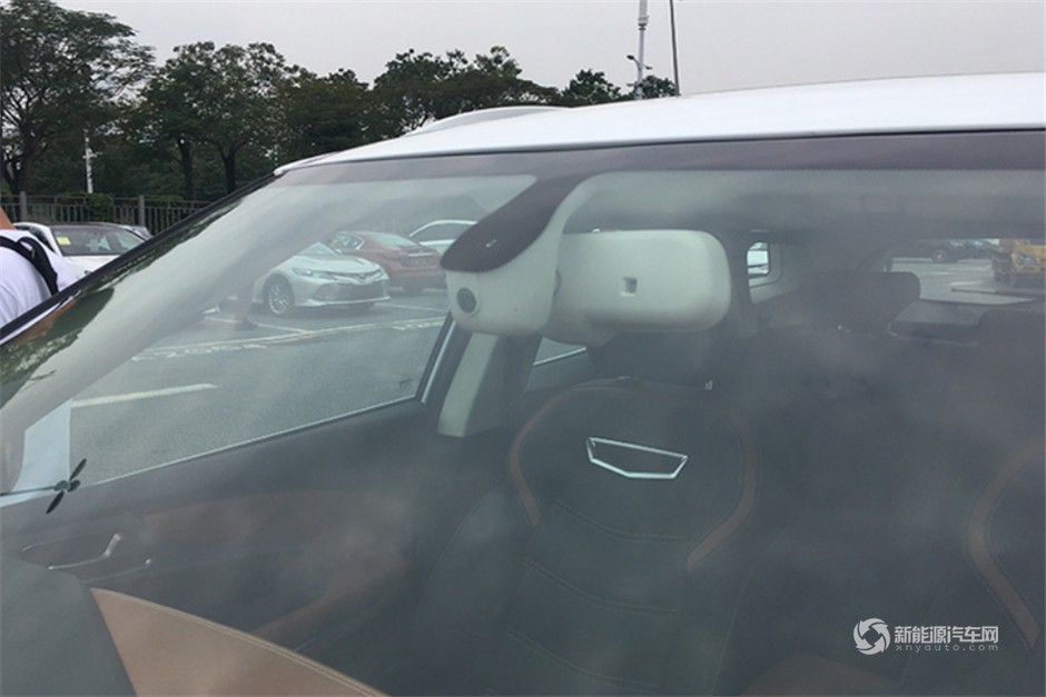 廣州車展實(shí)拍眾泰純電動(dòng)SUV ET450