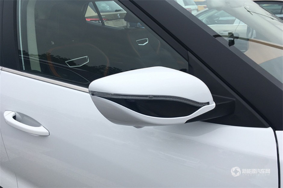 廣州車展實(shí)拍眾泰純電動(dòng)SUV ET450