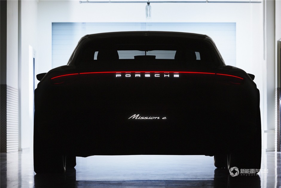 保時捷純電動跨界車—2019款Mission E