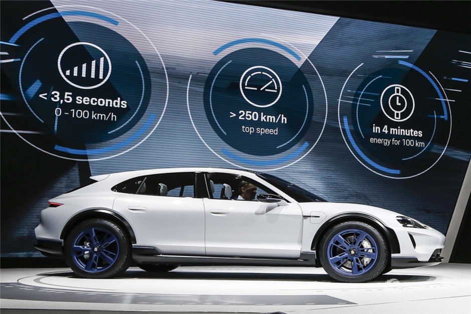 保時捷純電動跨界車—2019款Mission E