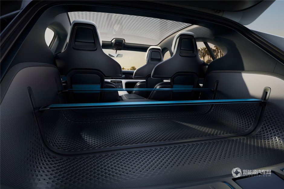 保時捷純電動跨界車—2019款Mission E