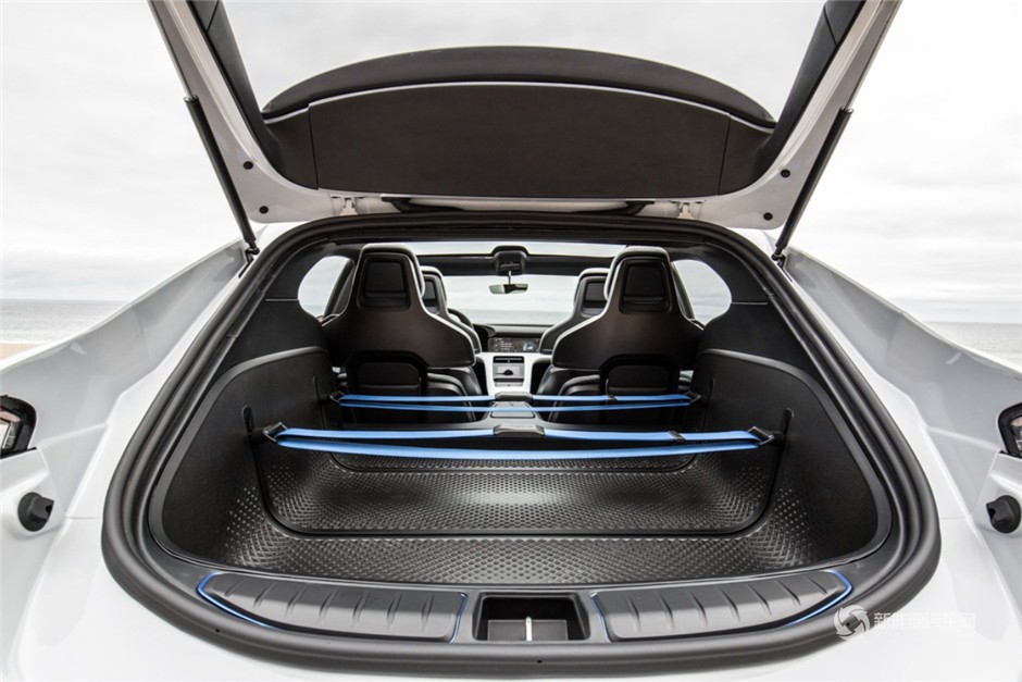 保時捷純電動跨界車—2019款Mission E