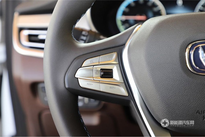 長(zhǎng)安新能源 逸動(dòng)EV 2019款 EV460 智享版