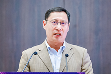 全球未來(lái)出行大會(huì)|程世東：新業(yè)態(tài)，在出行體系和生態(tài)中的定位與發(fā)展