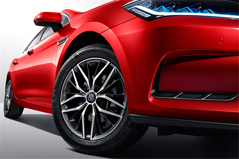 比亞迪秦Pro EV 2019款 超能版 420km 智聯(lián)領(lǐng)耀型
