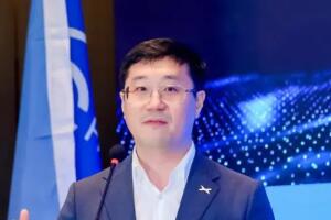 小鵬汽車?yán)铢i程：智能汽車時(shí)代，如何打造品牌？