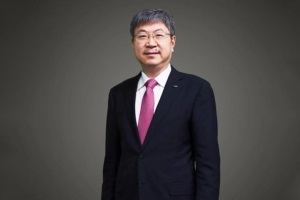 全國(guó)人大代表尹同躍：關(guān)注新能源車碳交易管理