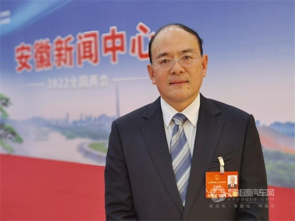 江汽集團(tuán)周福庚