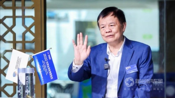 創(chuàng)維董事長黃宏生