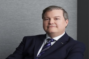 馬自達CEO Jeffrey Guyton：長續(xù)航電動車“沒用”