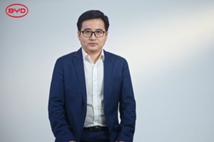 比亞迪李云飛：全力推進(jìn)多品牌策略與高質(zhì)量發(fā)展 讓中國(guó)品牌走向世界