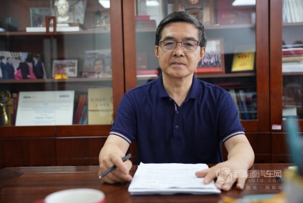 中國科學(xué)院院士歐陽明高