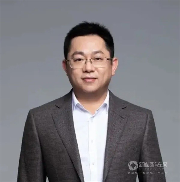 比亞迪汽車海洋網(wǎng)銷售事業(yè)部總經(jīng)理張卓