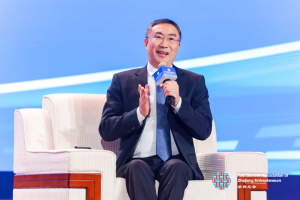 零跑汽車創(chuàng)始人、董事長、CEO朱江明：自我革新就不懼競爭