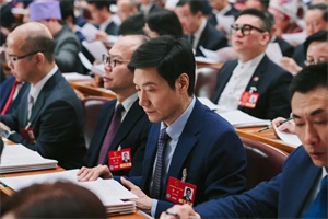 小米汽車董事長雷軍：聽完政府工作報(bào)告，我有三點(diǎn)感受