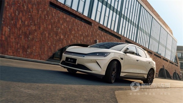 比亞迪秦L EV
