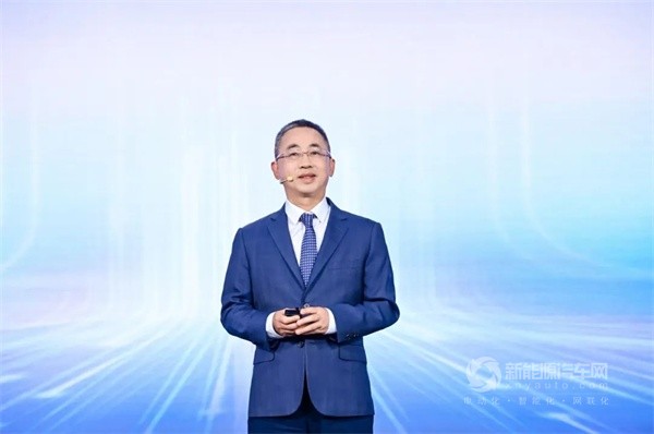 華為數(shù)字能源總裁侯金龍