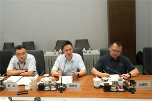 比亞迪楊冬生：以璇璣架構(gòu)深耕電動化與智能化，引領(lǐng)產(chǎn)業(yè)變革