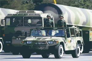民族崛起的參與者：東風(fēng)軍車再次參加九三閱兵!