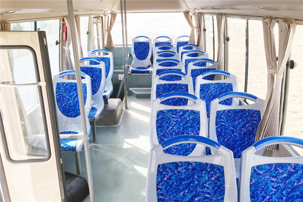 晶馬JMV6820GRBEV1公交車(chē)（純電動(dòng)10-27座）